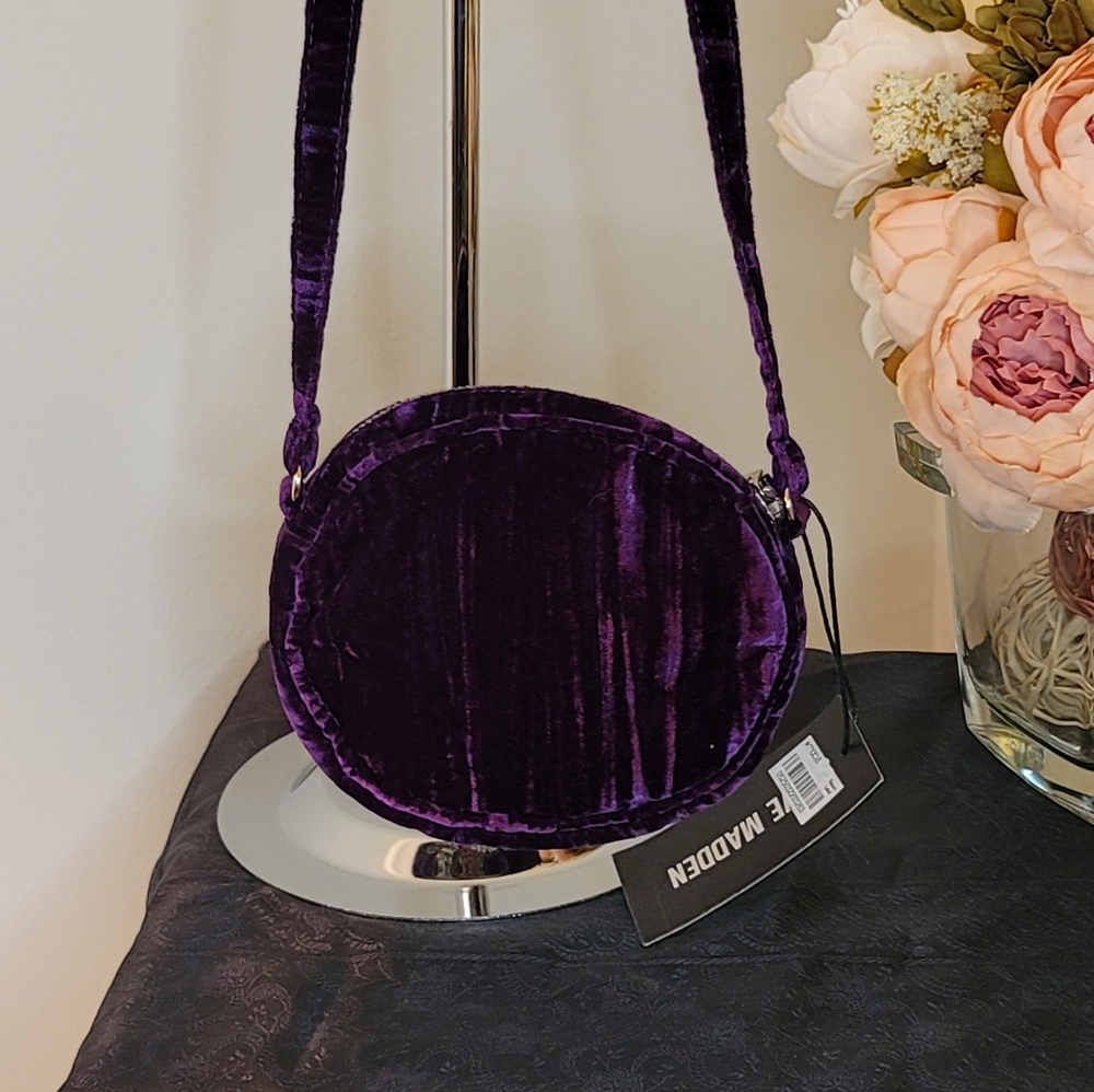 Steve Madden Lotus Mini Canteen Butterfly Purple Velvet Crossbody NWT - Picture 4 of 5